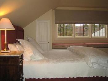 Strathburn Cottage Luxury Bed And Breakfast Bowral Eksteriør billede